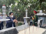 Thủ tướng dâng hương tưởng niệm các liệt sĩ Gạc Ma